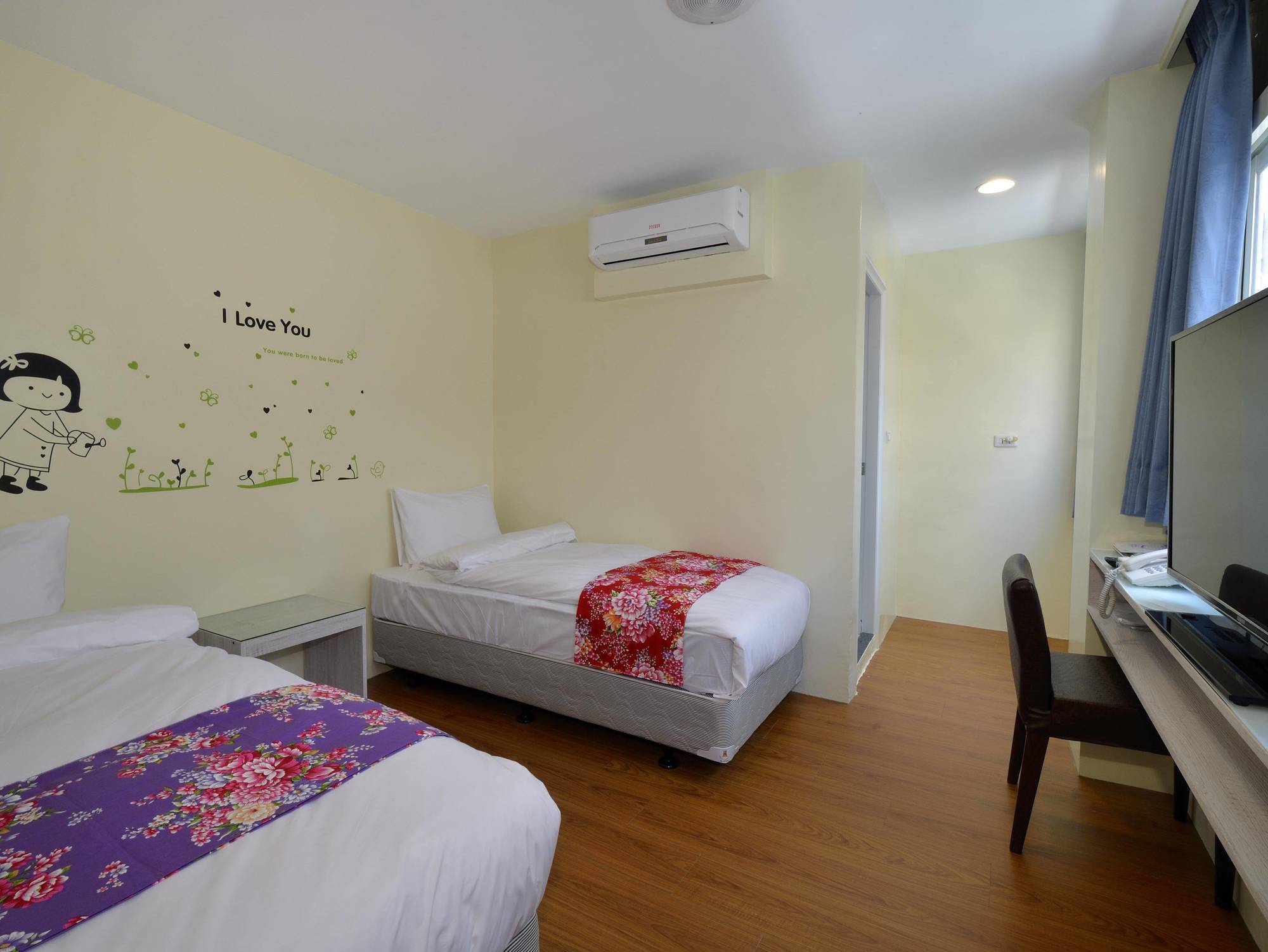 Mini Box Hotel Taipeh Exterior foto